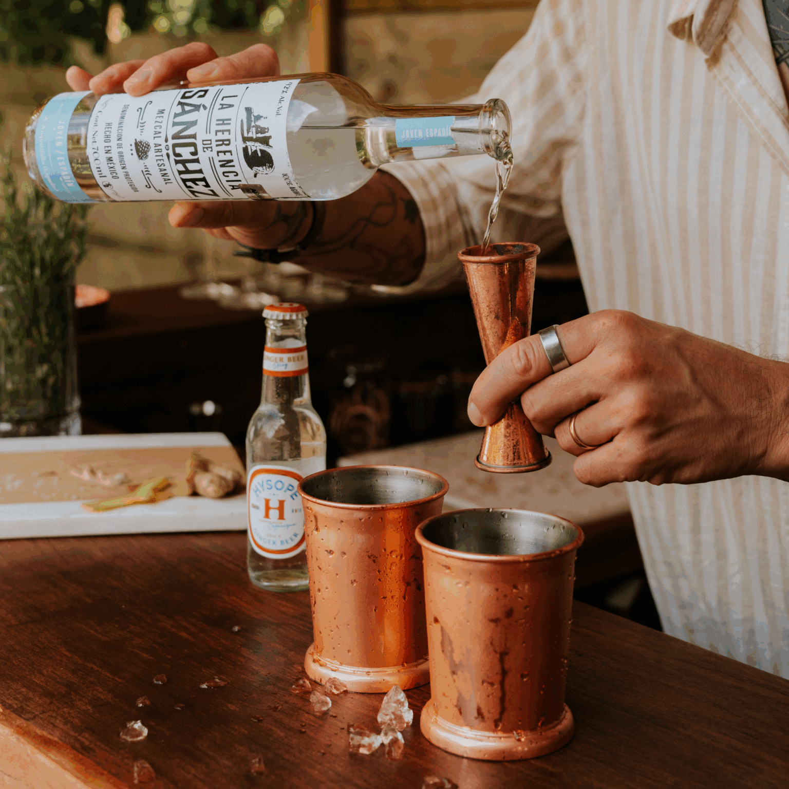 Variante du cocktail Moscow Mule avec du Mezcal pour un délicieux Mexican Mule ! Toujours accompagné de notre Ginger Beer Spicy Hysope