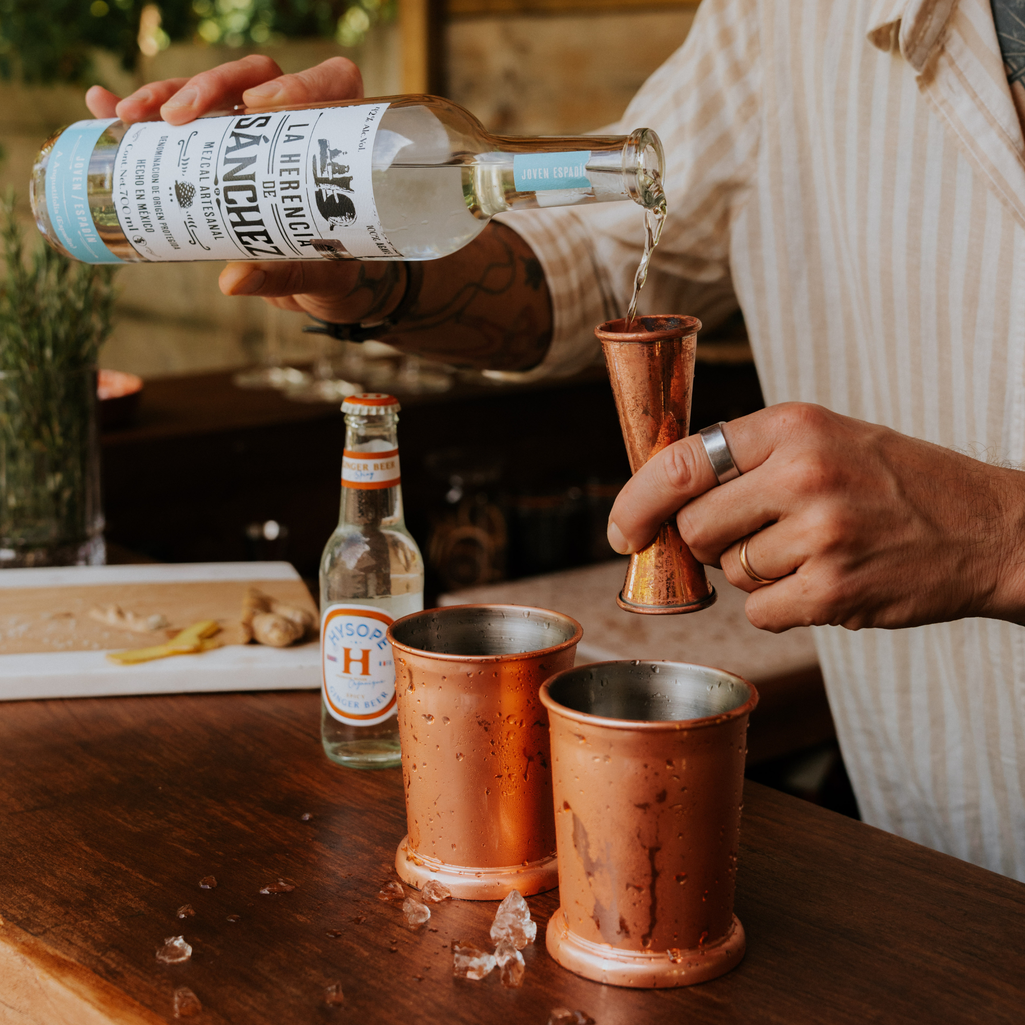 Variante du cocktail Moscow Mule avec du Mezcal pour un délicieux Mexican Mule ! Toujours accompagné de notre Ginger Beer Spicy Hysope