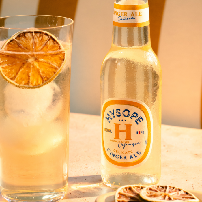 Premium Mixer Ginger Ale Délicate Hysope en Horse's Neck